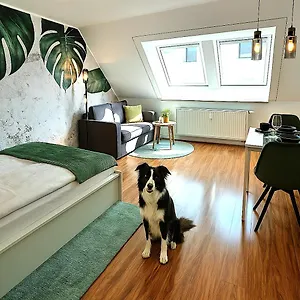Homely Serenity Greens - Stylisch Studio-apartment With Kitchen - 10 Min To Station, Pet Friendly München
